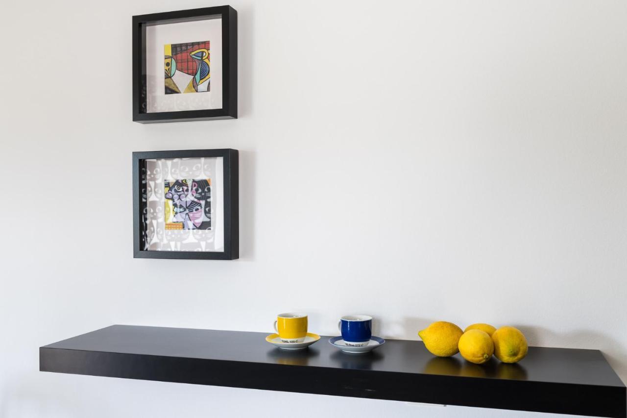 Athenian Stylish 2 Bdrm Apartment Ngoại thất bức ảnh